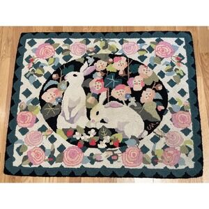 Vintage Claire Murray‎ Bunny Rabbit Strawberry Garden Wool Rug 37 x 31 Lattice